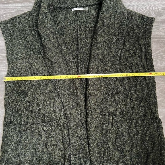 Alice + Olivia Alpaca Wool Knit Sweater Vest - Picture 10 of 13